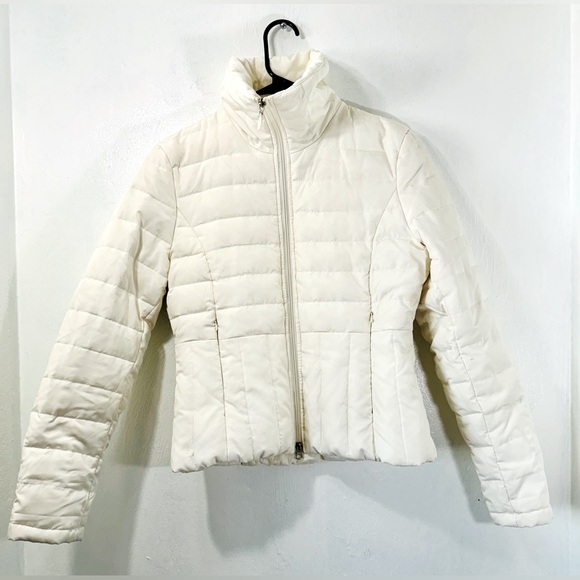 60% Down Kenneth Cole Reaction zip up cream colored puffer.Size S - Picture 2 of 9